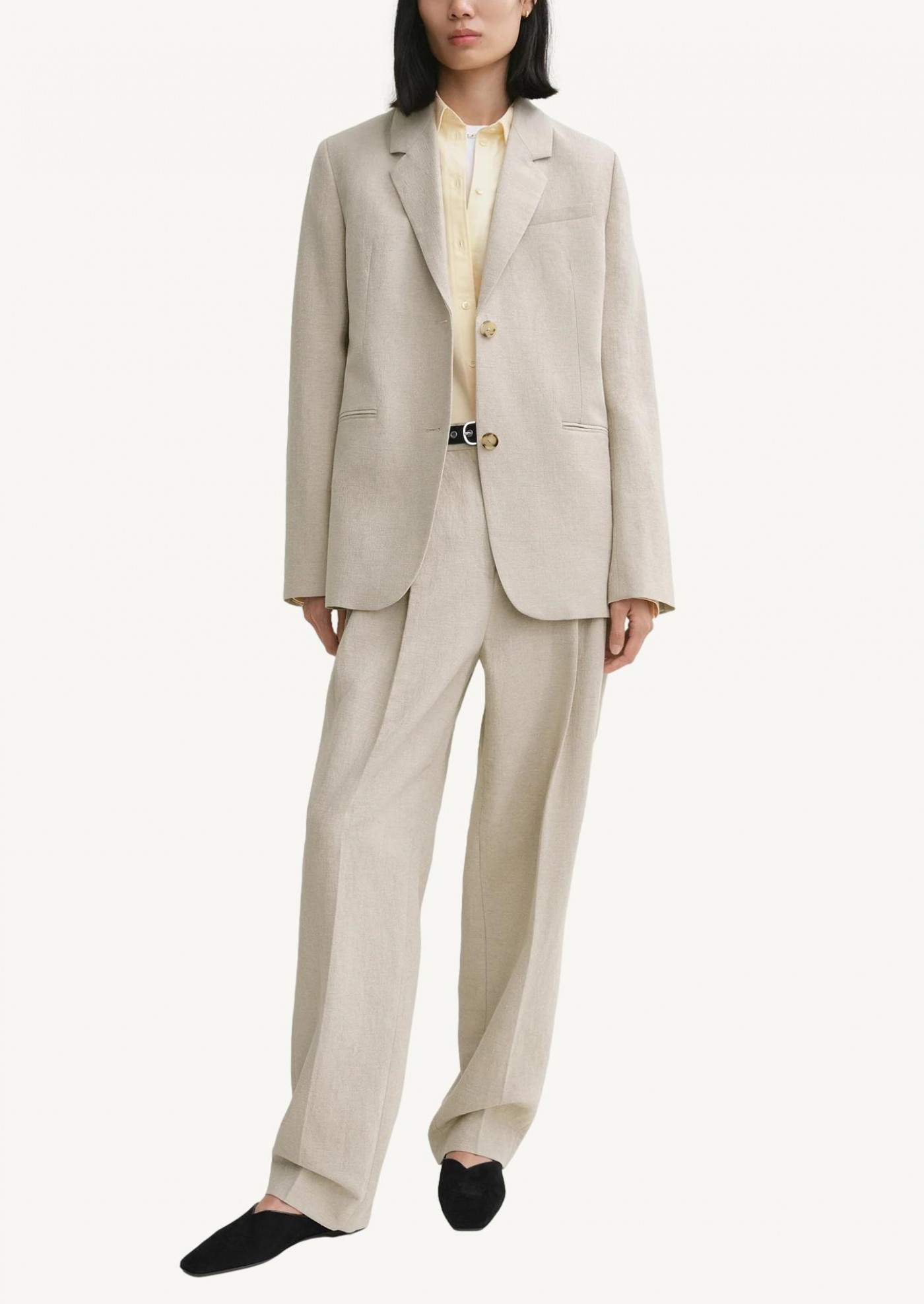 Tailored suit jacket sand