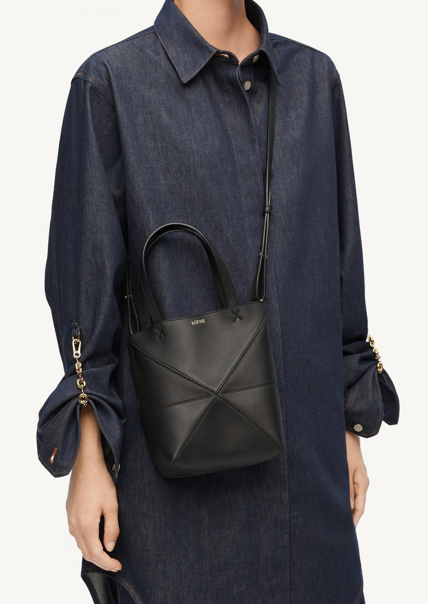Mini Puzzle Fold Tote in shiny noir leather
