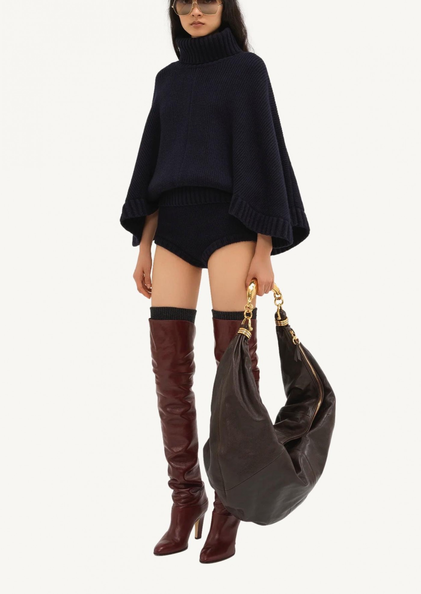 Short turtleneck cape in wool knit and cashmere