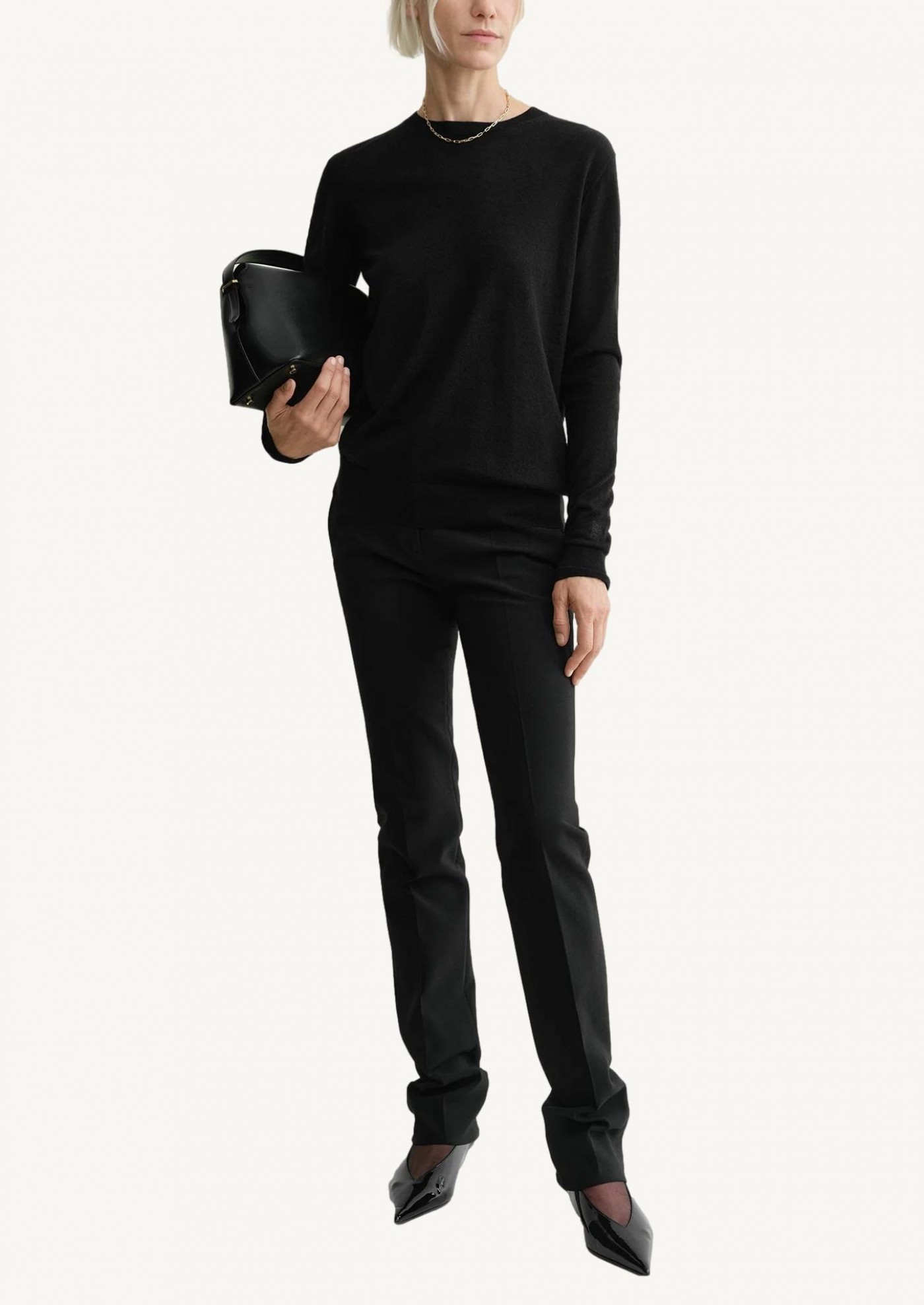 Fine crew-neck knit black