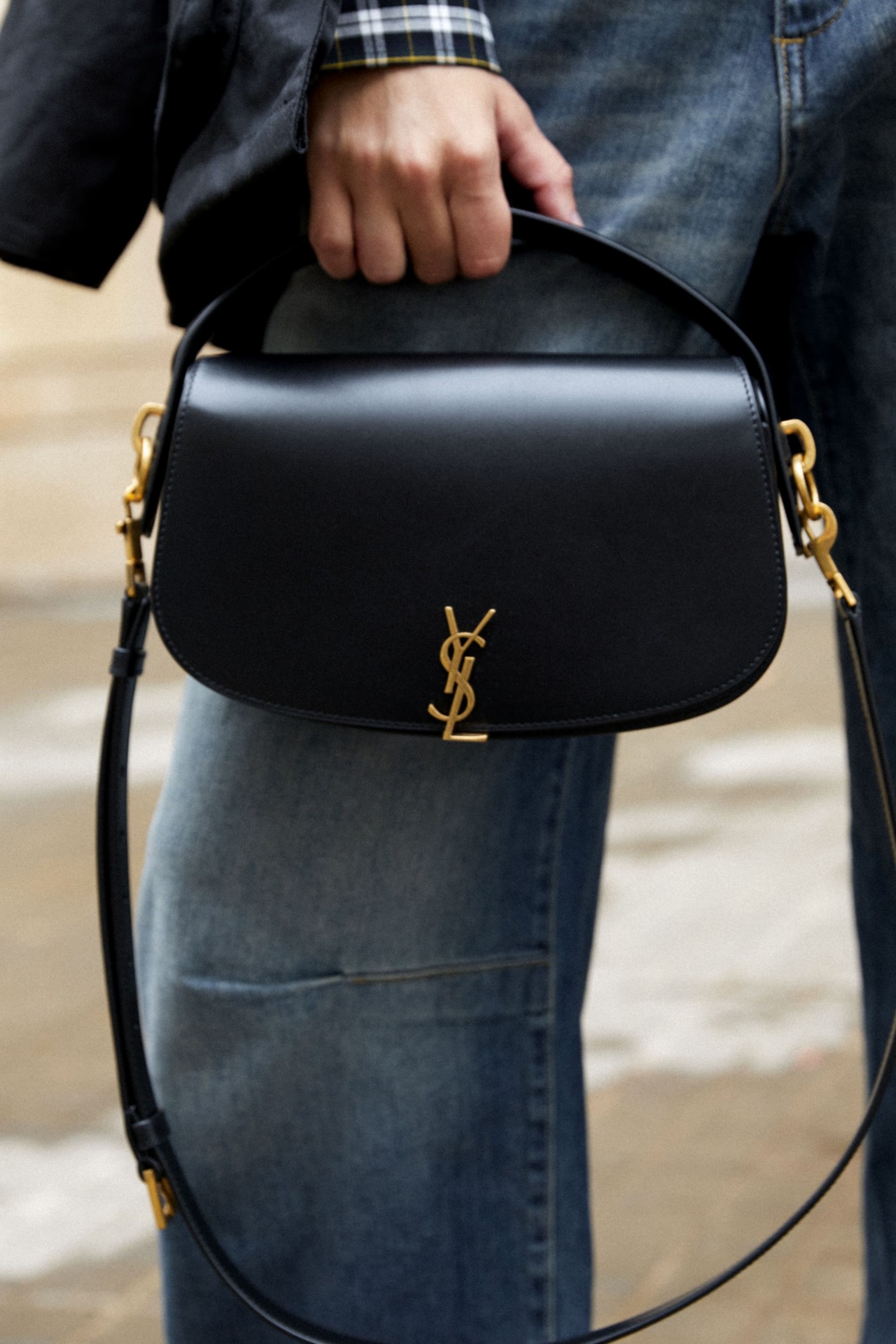 Voltaire en box saint laurent noir