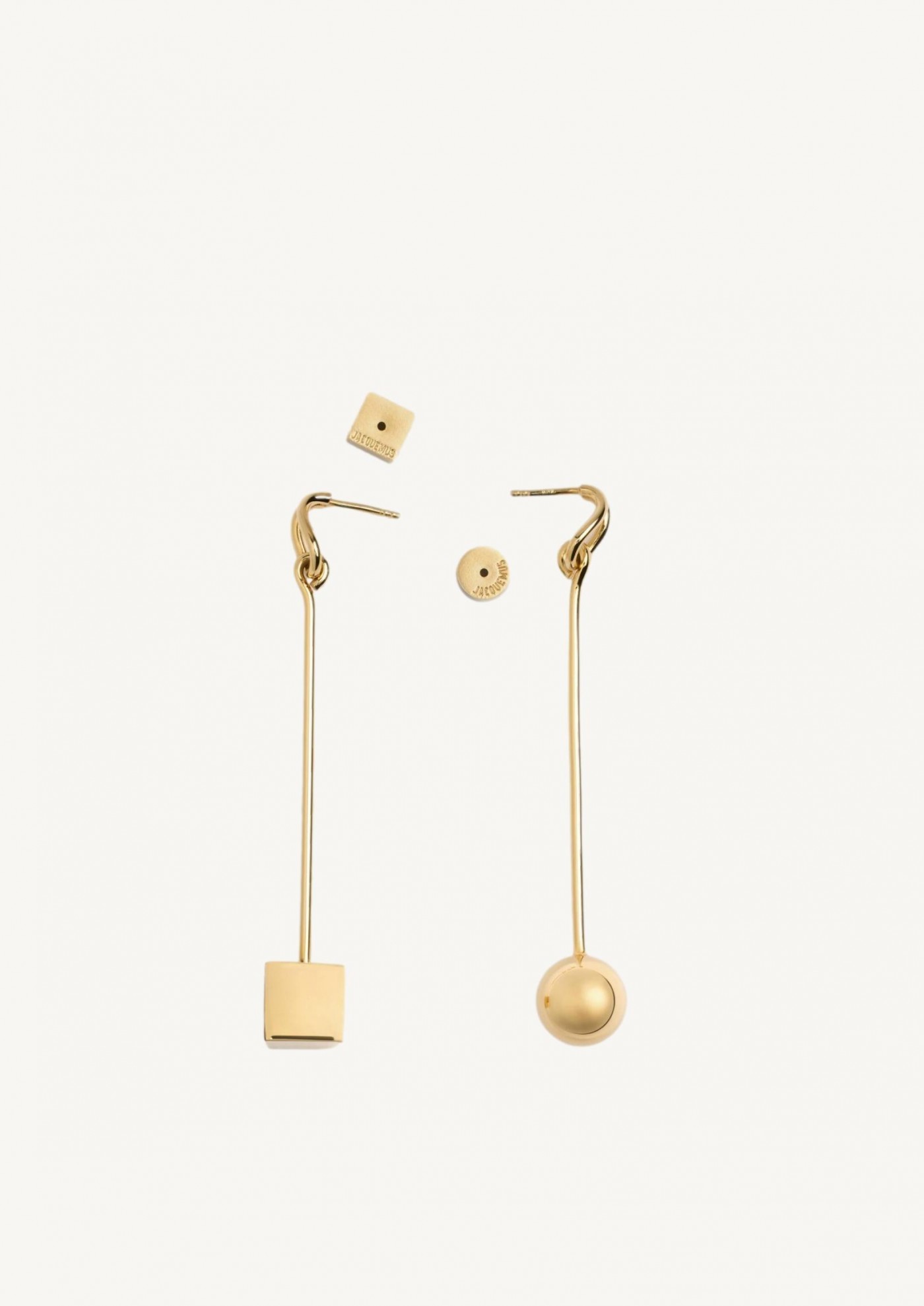 Nodo earrings in gold